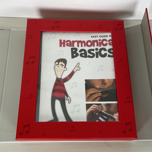Spice Box Fun with Harmonica learn to play 13 classic songs - Picture 5 of 6